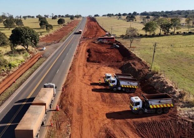 Obras na BR-163 exigem aten&ccedil;&atilde;o de motoristas nesta quinta (9)