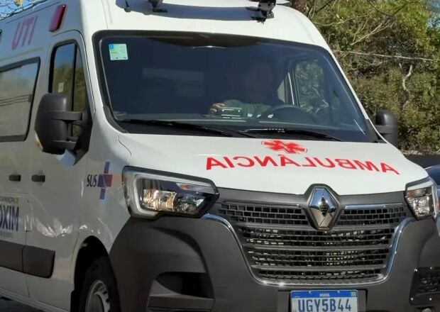 Nova UTI M&oacute;vel &eacute; entregue &agrave; popula&ccedil;&atilde;o em solenidade na Prefeitura de Coxim