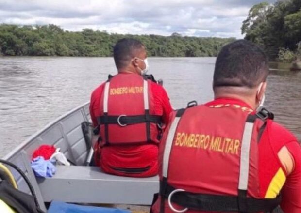 Buscas por jovem desaparecido no Rio Taquari entram no terceiro dia em Coxim