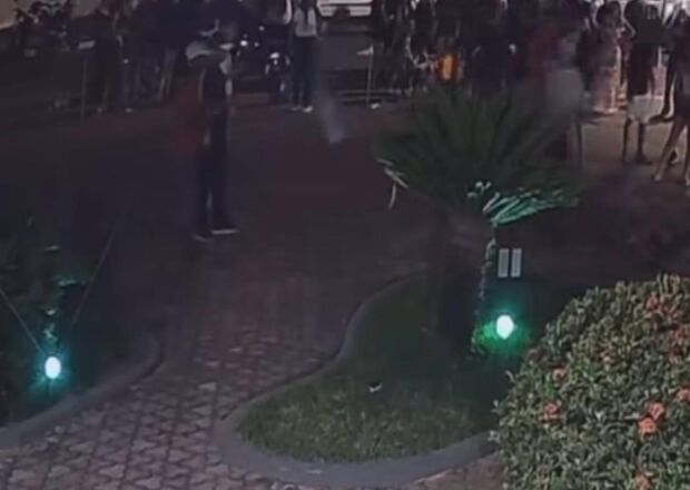 Briga entre adolescentes na Pra&ccedil;a Zacarias Mour&atilde;o e volta a acender alerta sobre viol&ecirc;ncia em Coxim
