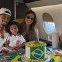 Raphinha e esposa se pronunciam ap&oacute;s boatos de dificuldades financeiras