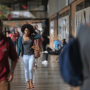 Mais de 54% dos graduandos j&aacute; interromperam os estudos para cuidar dos filhos