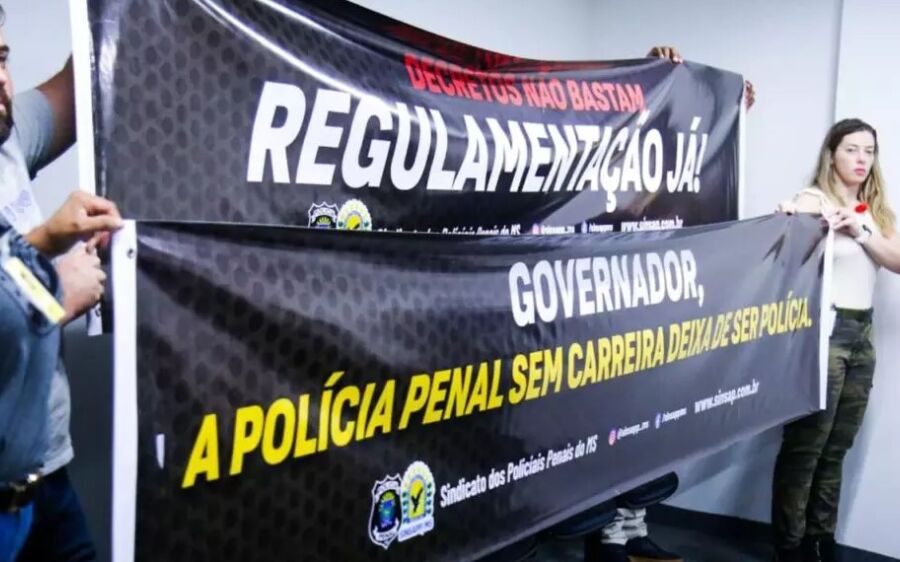 Após a protesto na Agepen, Policiais Penais buscam apoio de deputados na Assembleia Legislativa