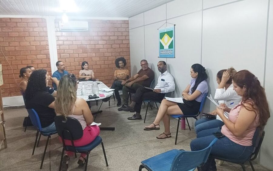 Coxim debate igualdade racial e inclusão social em reunião do Conselho Municipal