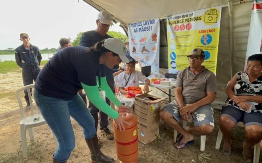 Governo de MS entrega filtros de água para
comunidades ribeirinhas do Pantanal