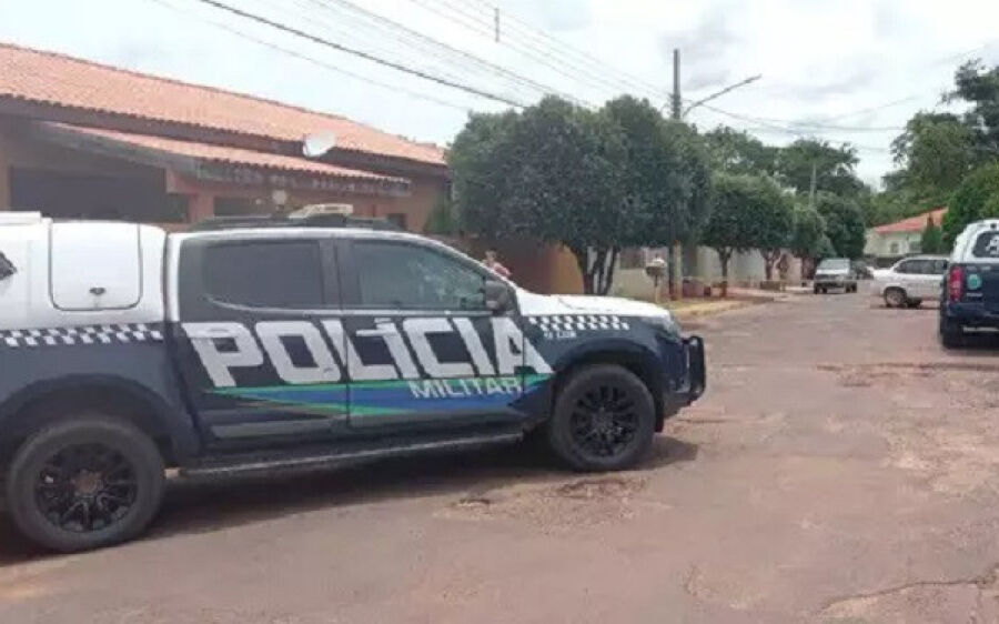 Em surto, homem avança contra policiais e acaba morto a tiro em Rio Verde de MT