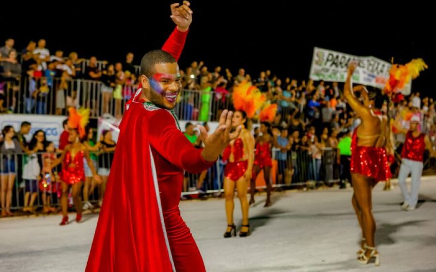 Agendão: blocos de rua, escolas de samba e festas no interior fazem a folia em Mato Grosso do Sul