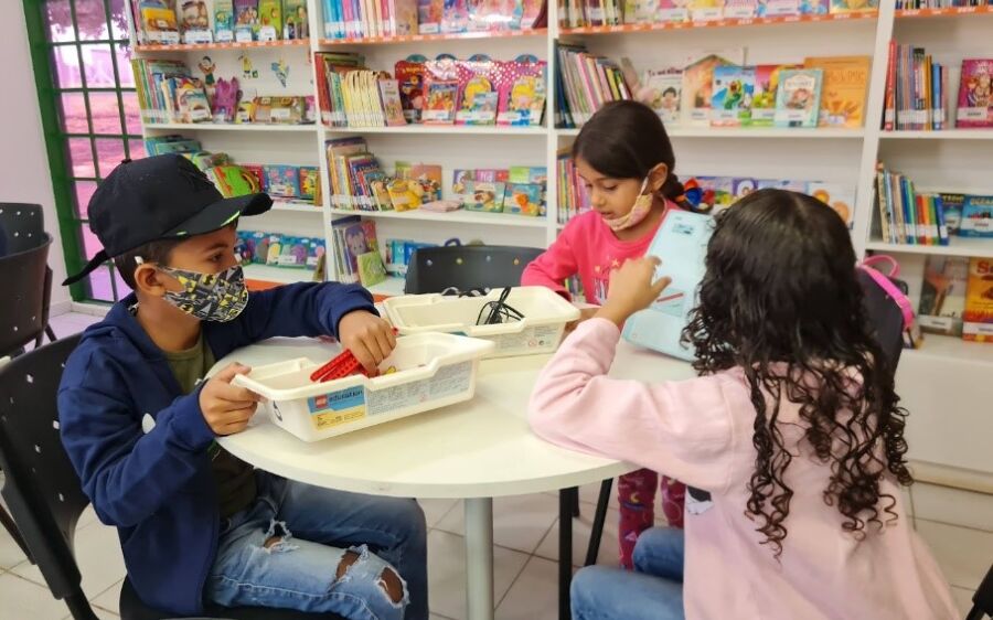 Biblioteca do Sesi e Secretarias Municipais firmam parcerias para fortalecer projetos educacionais