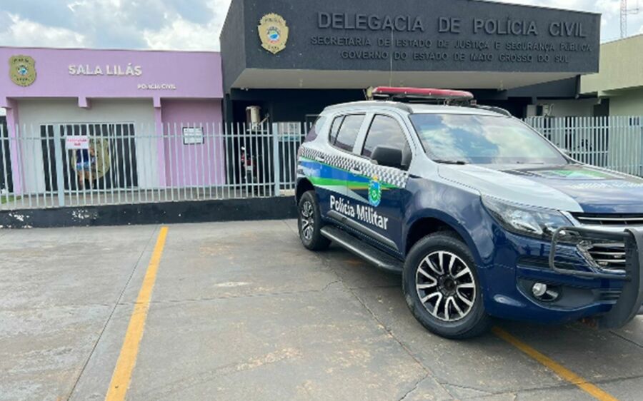 Jovem de 23 anos é agredida pelo companheiro em Costa Rica; suspeito fugiu do local