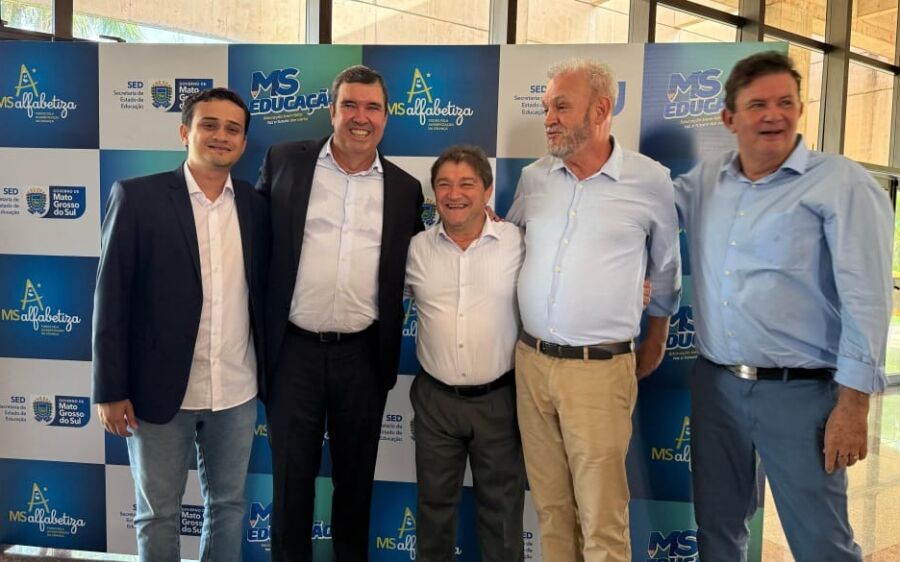Prefeito Edilson Magro participa de eventos políticos, educacionais e culturais em Campo Grande
