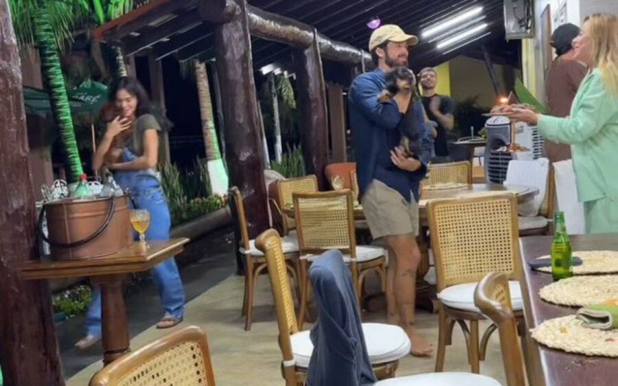 Após 'afastamento' da família de João Guilherme, Marquezine curte post inusitado