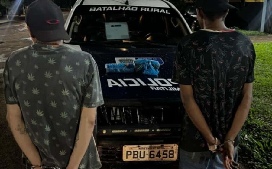 Perseguição policial termina com dois presos por tráfico de drogas em estrada rural de São Gabriel