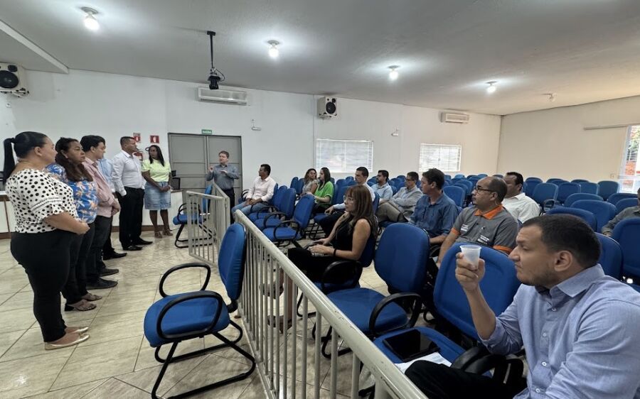 Secretários Municipais de Coxim apresentam balanço e planos no plenário da Câmara