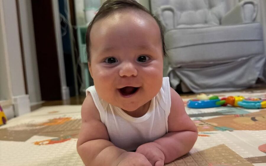 Viih Tube celebra 3 meses de Ravi e relembra internação do bebê