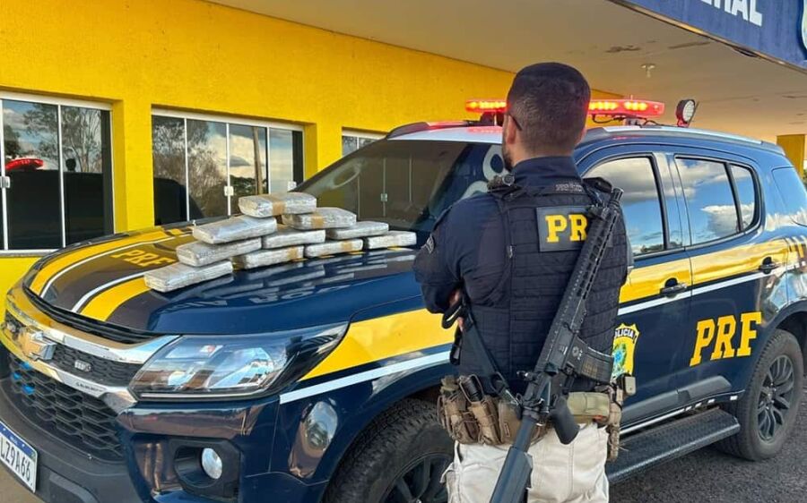 Jovem é preso com mais de 10 kg de maconha em ônibus na BR-163, em Coxim
