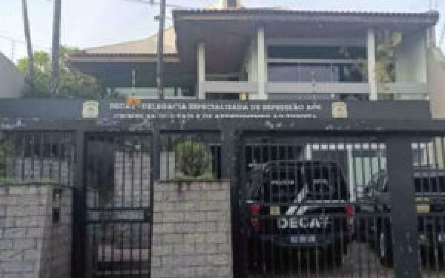 Homem deixou cachorro morrer amarrado e sob o sol é preso em Campo Grande