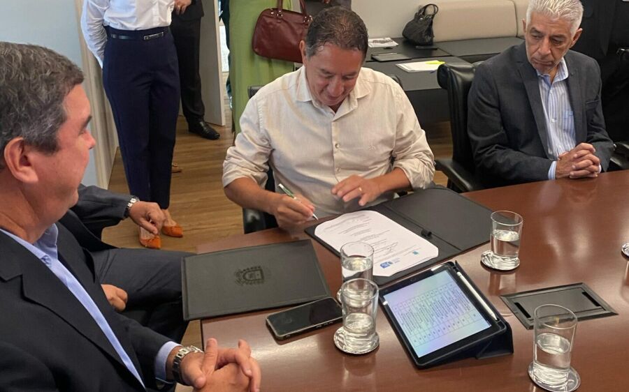 Gerson Claro participa de assinatura de acordos para reforçar proteção às mulheres em MS