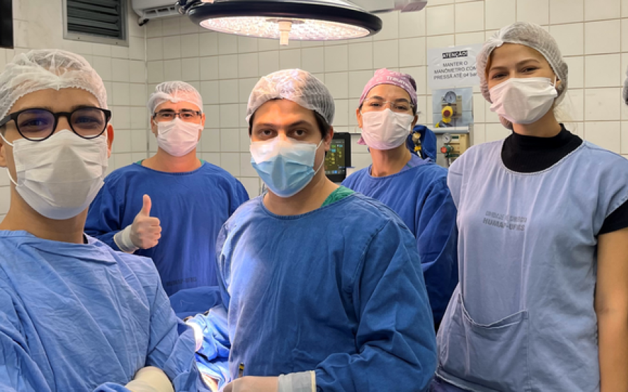 Primeira Cirurgia de Enxerto Ósseo Alveolar para Pacientes com  Fissura Labiopalatina no Humap-UFMS