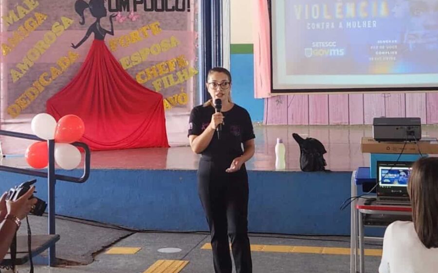 Polícia Civil ministra palestras sobre violência contra a mulher em Alcinópolis e Coxim
