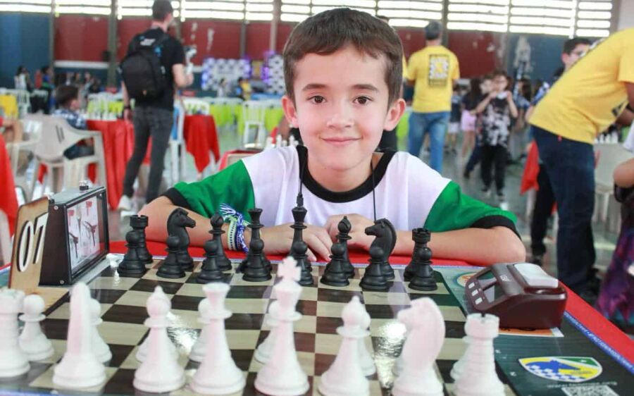 Atleta mirim de Sonora representa o MS em torneio nacional de xadrez no Piauí
