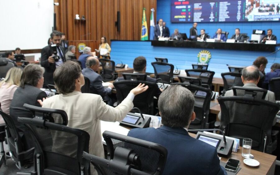 Proposta que apresenta diretrizes de proteção às mães atípicas será votada