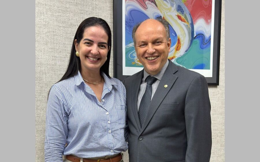 Adriana Nabhan traz
novidades para avanços na Saúde de Coxim