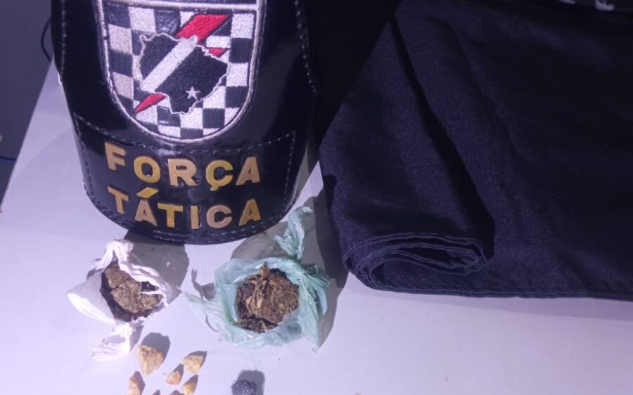 Força Tática prende jovem por tráfico de drogas em Rio Verde 
