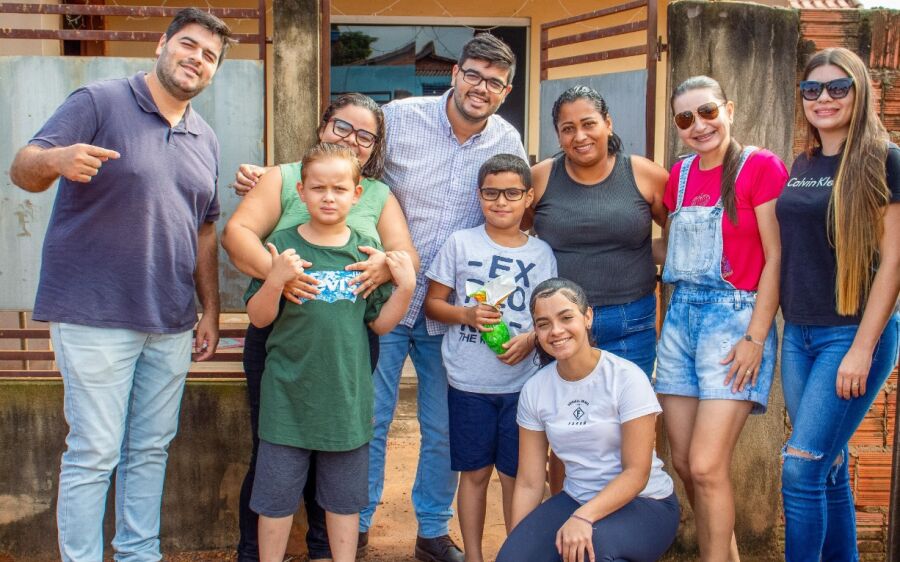 Vereador Yhgor Chagas realiza ação de Pascoal  e entrega mais de 300 ovos de chocolate em Rio Verde.