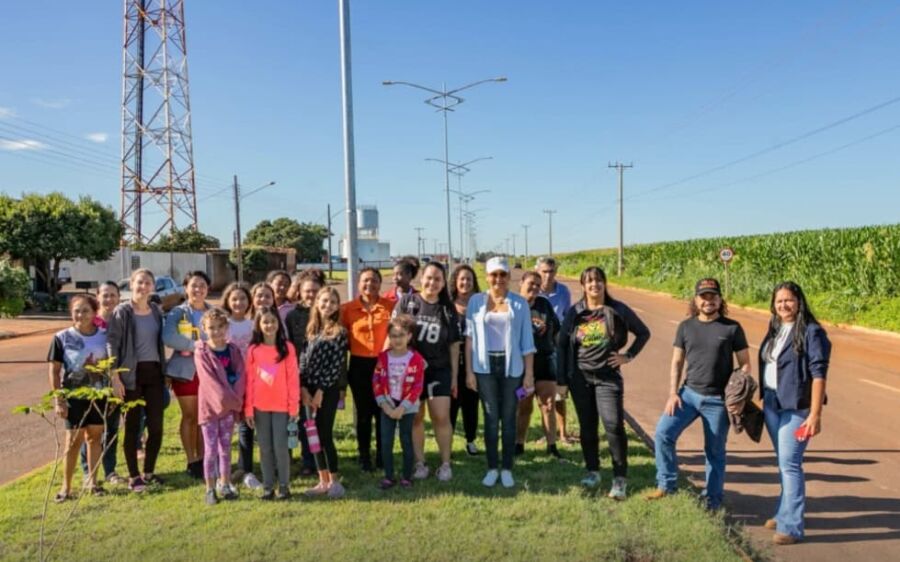 Prefeitura de São Gabriel do Oeste promove ação de arborização na Avenida Primo Maffissoni
