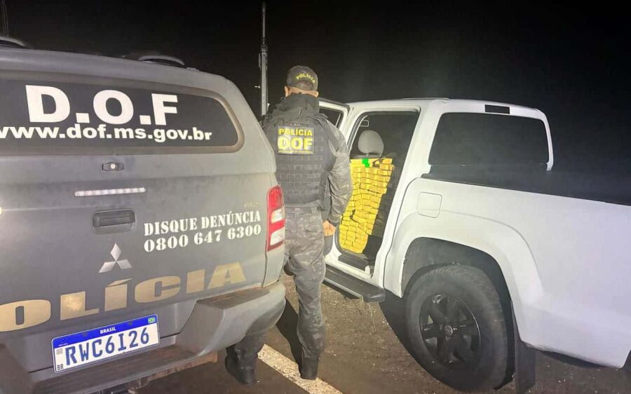 Menor é apreendido com mais de 800 kg de maconha em caminhonete
