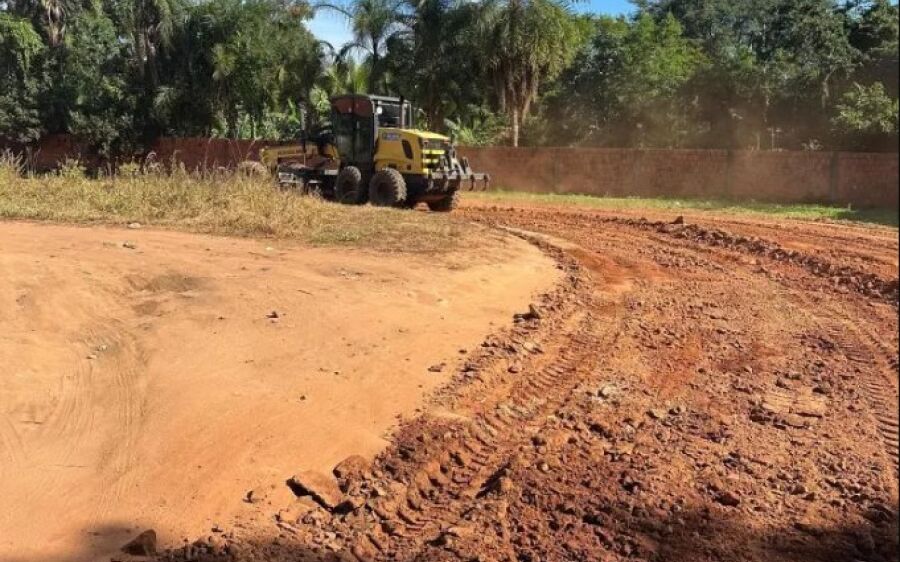 Prefeitura de Rio Verde inicia recuperação de ruas não asfaltadas