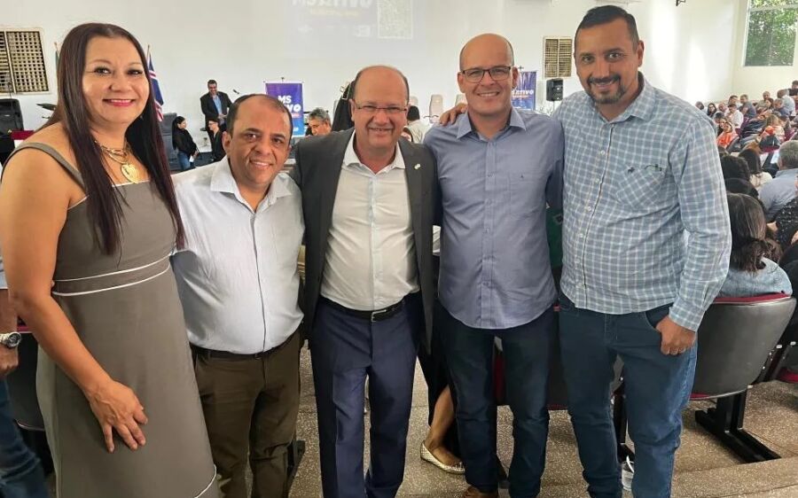 Vereadores e prefeito de Rio Verde participam do MS Ativo Municipalismo 2025 em Coxim