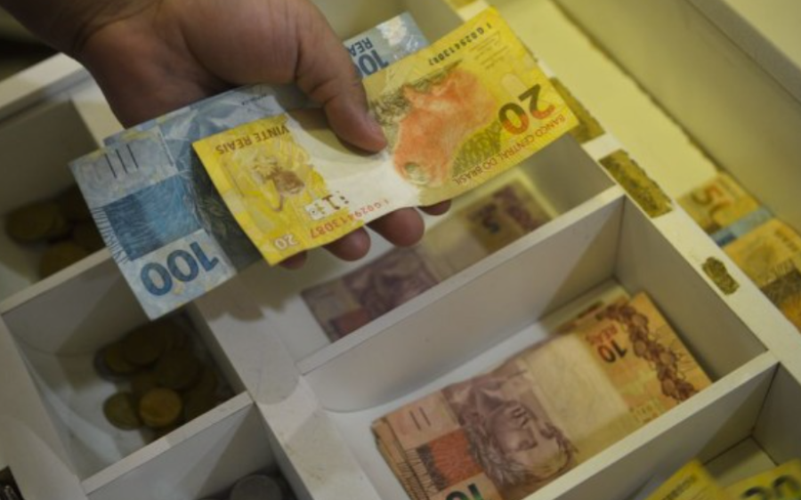 Portabilidade de consignado para CLT entre bancos começa a valer