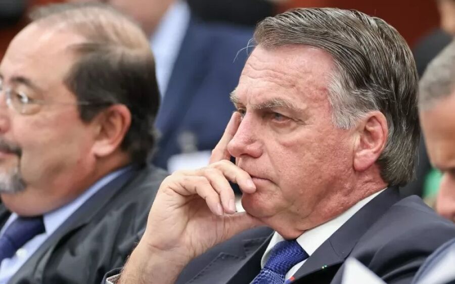 Ex-comandante da Aeronáutica diz que alertou Bolsonaro sobre inexistência de fraude nas urnas