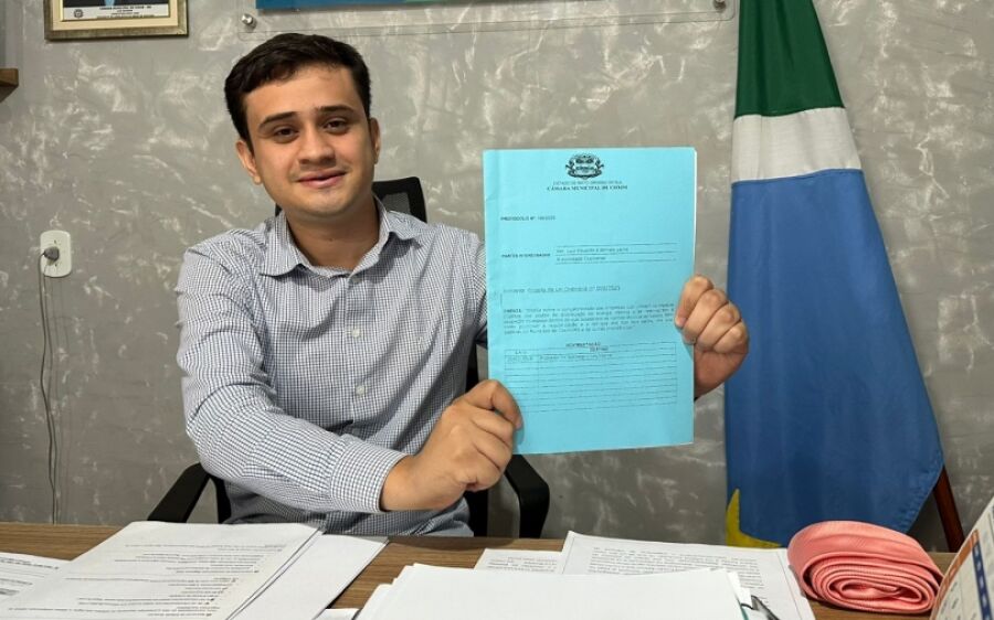 Câmara de Coxim aprova lei que obriga retirada de fios inutilizados dos postes
