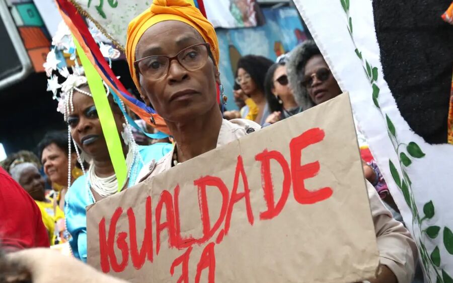 Quase 85% da população preta afirma ter sofrido discriminação racial