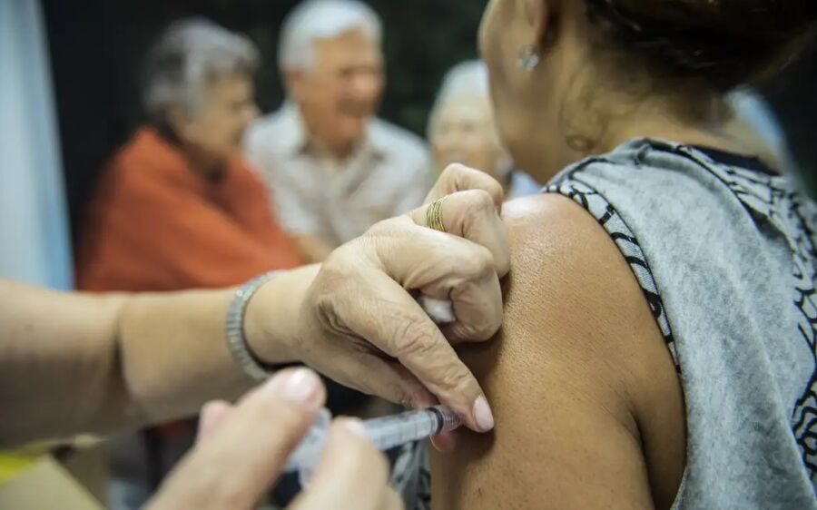 Idosos são os mais atingidos por infecções do vírus da gripe