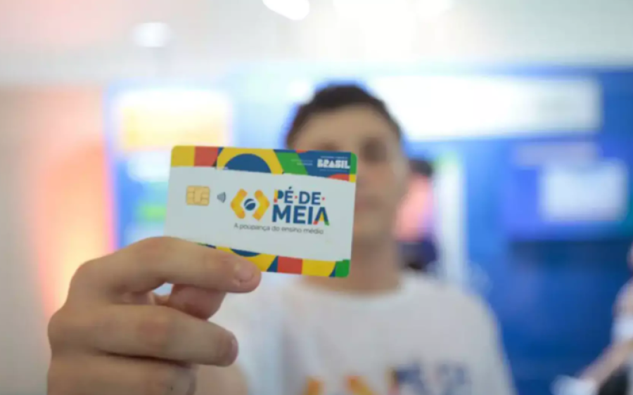 Caixa inicia o pagamento de nova parcela do Pé-de-Meia nesta segunda-feira