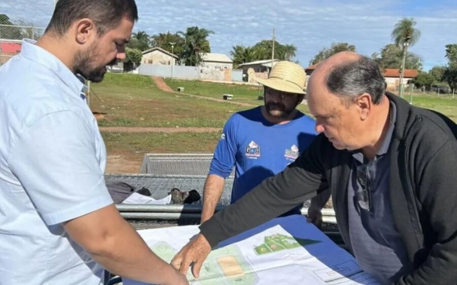 Secretaria de Obras acompanha 1ª Etapa da Revitalização do Chão Batido em Rio Verde (MS)