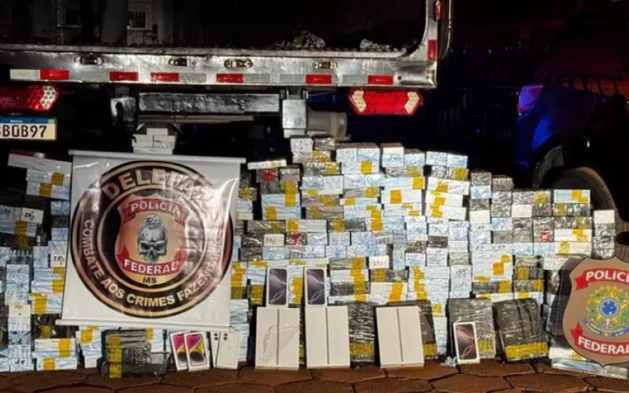 Polícia Federal apreende mil celulares sem nota fiscal em fundo falso de caminhão na BR-163
