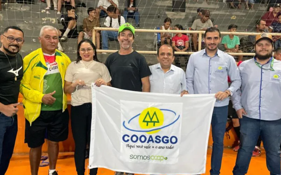 Vereadores representam a Câmara Municipal na abertura da 1ª Copa Cooasgo Municipal de Futsal