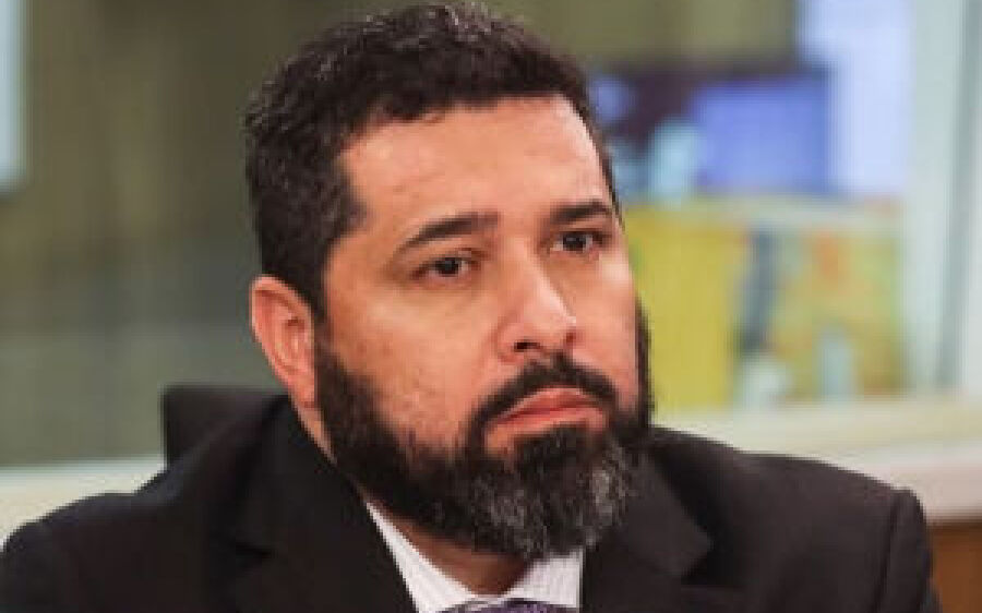 Presidente dos Correios pede demissão após prejuízo bilionário
