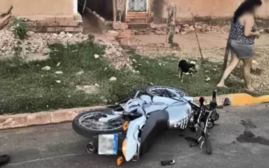 Motociclista bêbado atropela mãe com criança e bebê de colo em Camapuã
