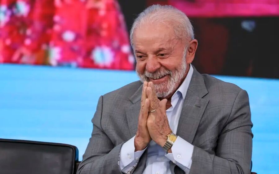 Lula descarta desafiar EUA, mas diz que Brasil não é republiqueta
