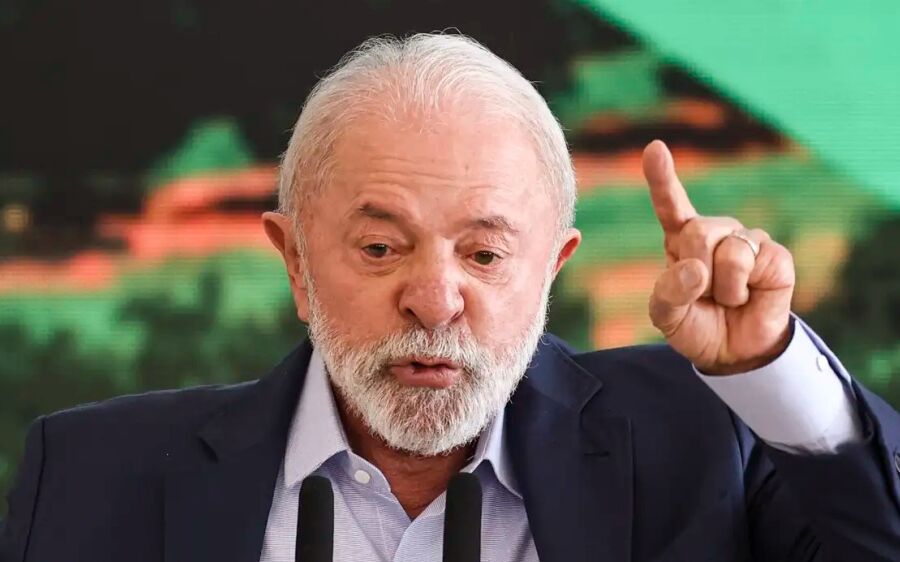 Lula telefona para Xi Jinping e conversam sobre ampliação de comércio