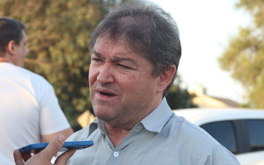 Prefeito Edilson Magro entrega veículos e anuncia investimentos em obras e saneamento em Coxim