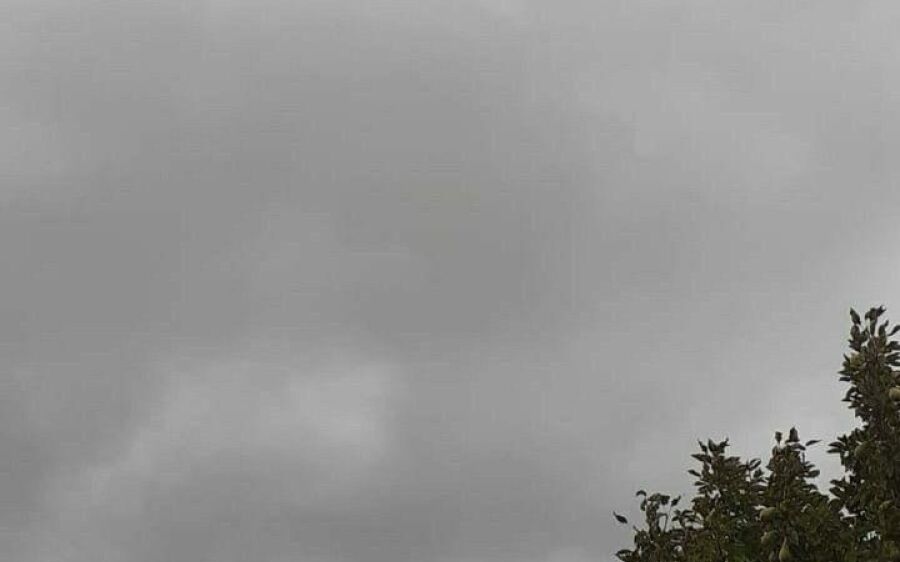 Frente fria avança sobre a região e deve provocar queda nas temperaturas neste domingo