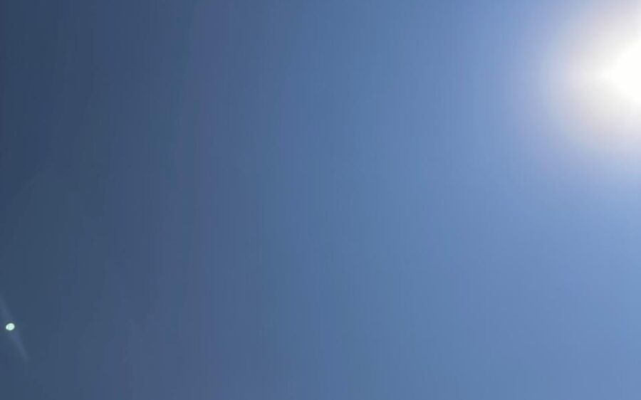              Calor intenso e baixa umidade marcam o domingo em Coxim