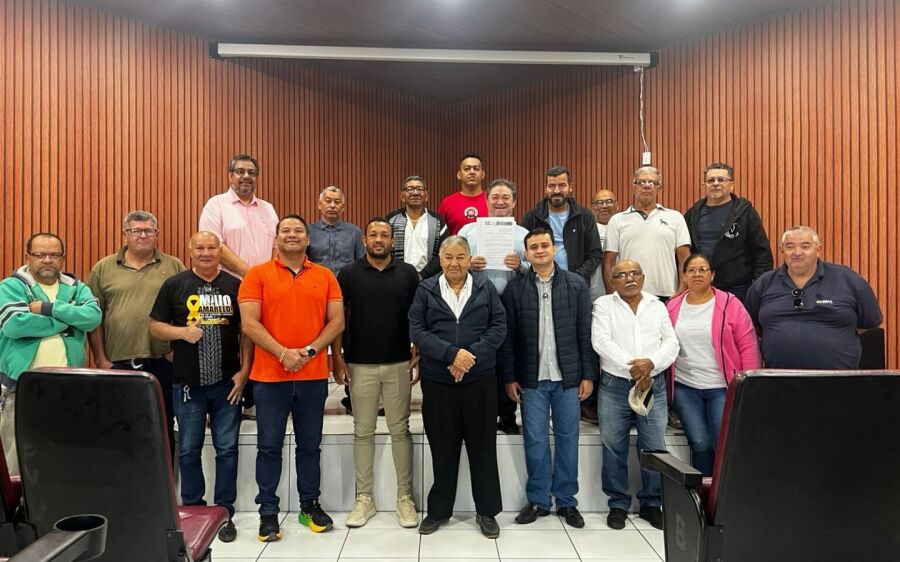 Edilson Magro sanciona Lei que atualiza regulamentação do serviço de Taxi de Coxim