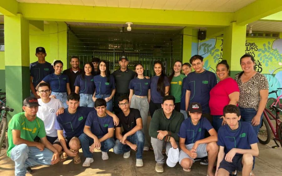Polícia Militar realiza palestra sobre segurança no trânsito em escola de Pedro Gomes
